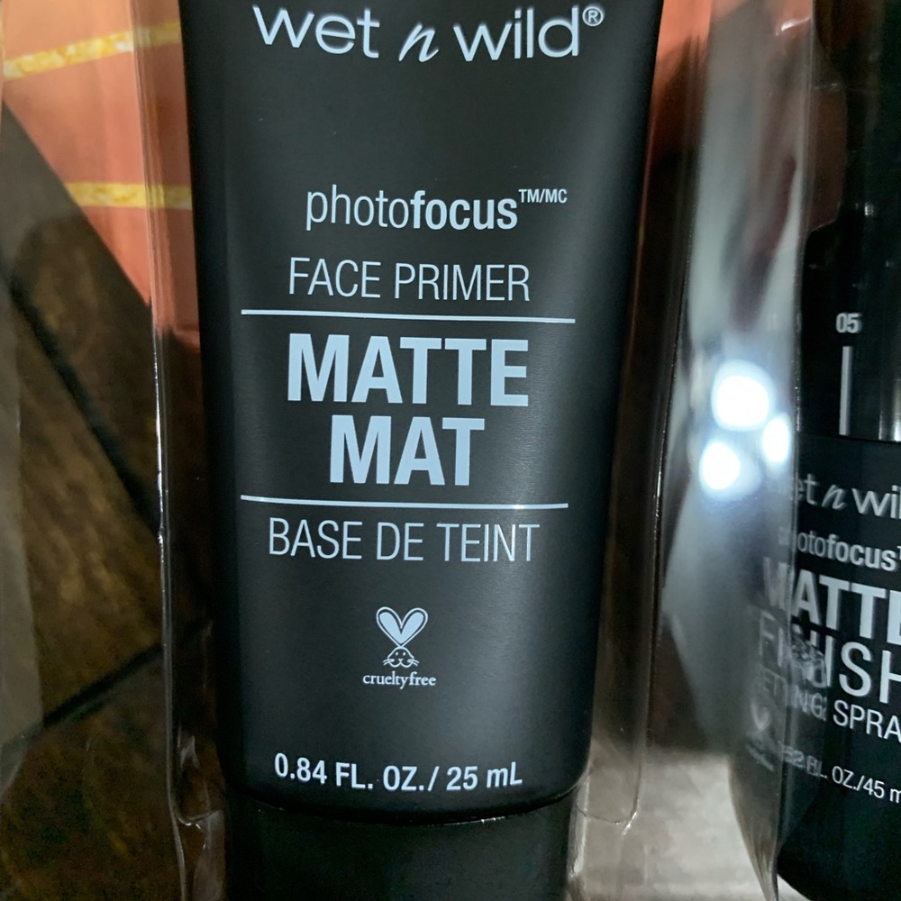Wet n wild prep and prime set of 3 - Picture 7 of 7